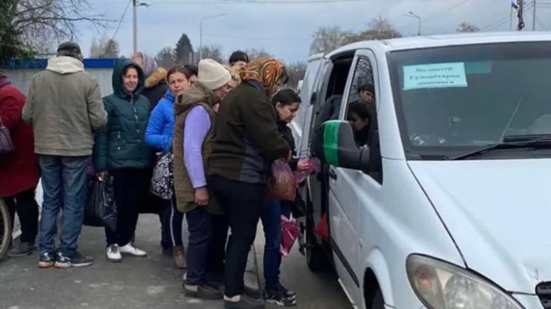 Ukrainian Scouts deliver supplies 