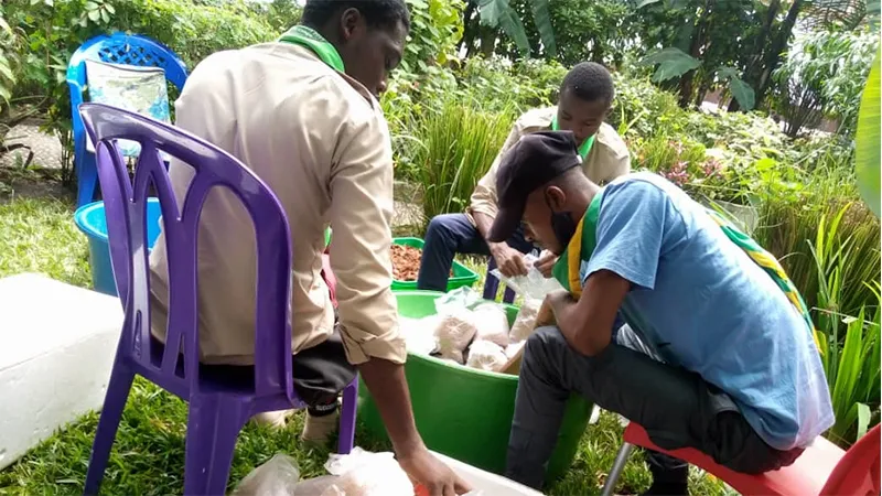 Scouts drive youth-led solutions for positive change in DR Congo! 