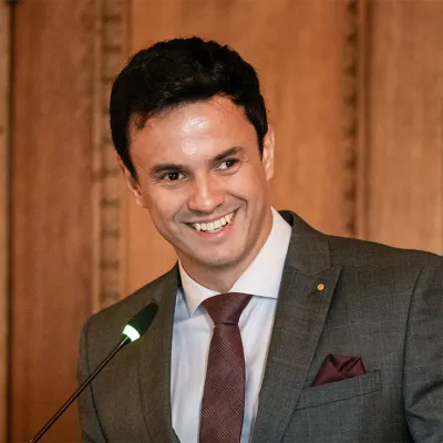 Mr Felipe Marqueis